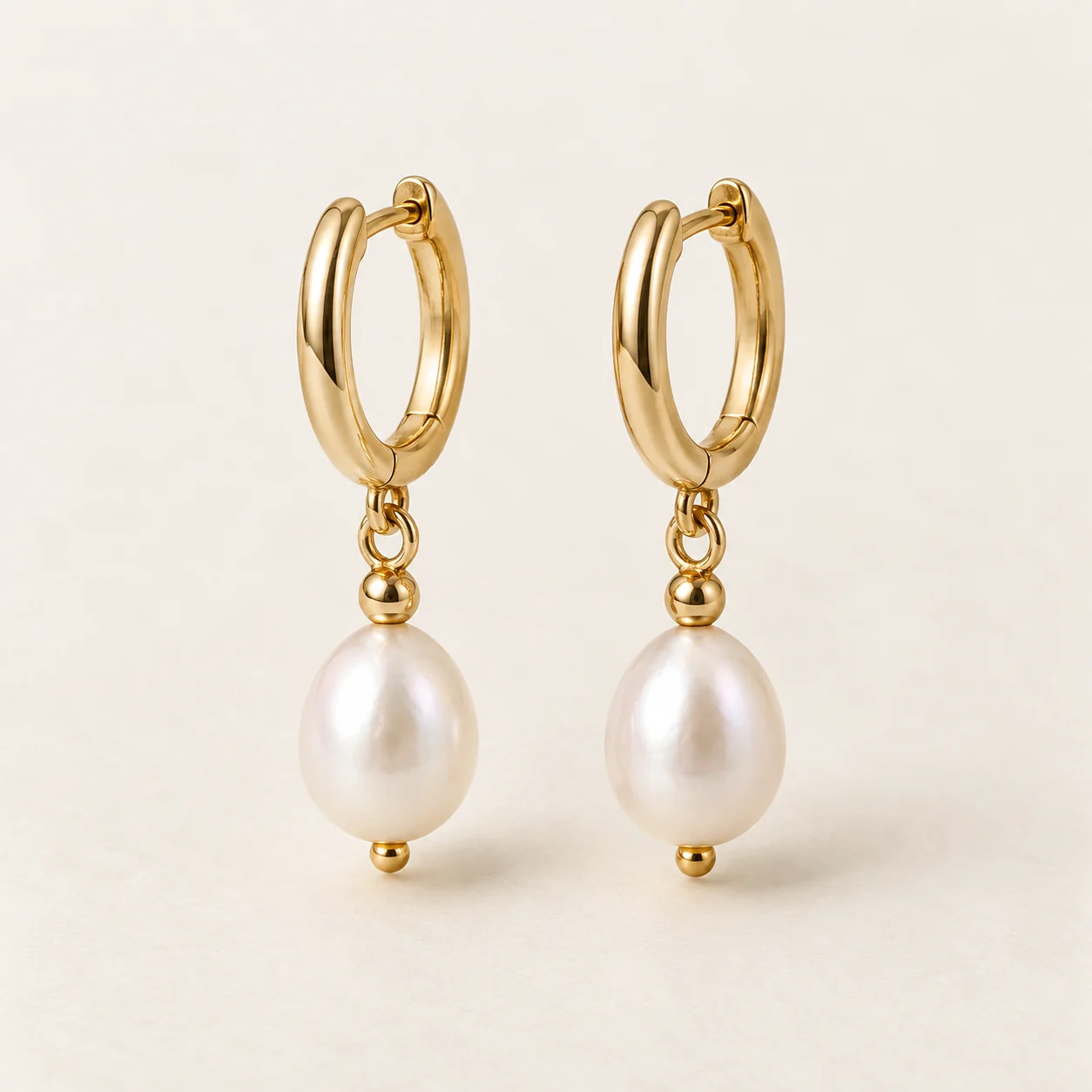 Pearl İnci Küpe — örnek ürün fotoğrafı